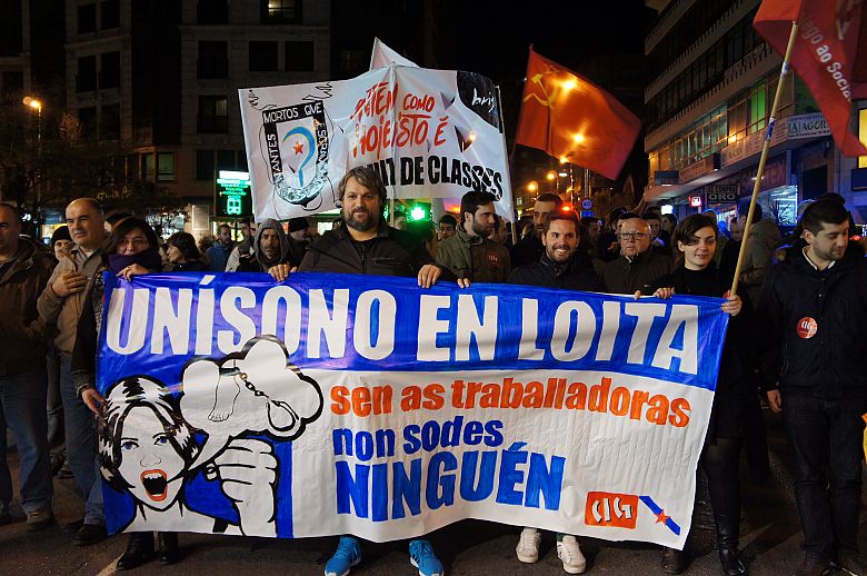 2016 03 10 Manifestacion10MarzoVigo08.JPG